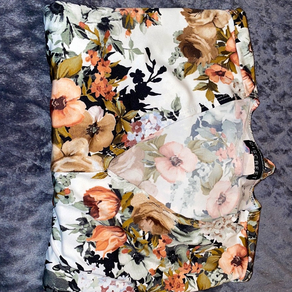 Cute blouse